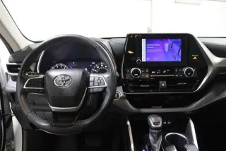 Toyota Highlander 2024 XLE 4dr SUV