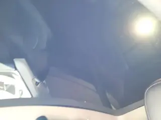Tesla Model Y 2024 AWD Long Range 4dr Crossover