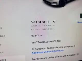 Tesla Model Y 2024 AWD Long Range 4dr Crossover