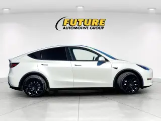 Tesla Model Y 2024 AWD Long Range 4dr Crossover
