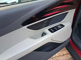 Lincoln Nautilus 2024 AWD Premiere 4dr SUV