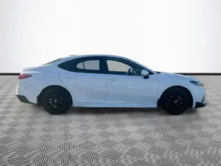 Toyota Camry 2026 SE 4dr Sedan