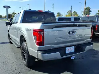 Ford F-150 2024 4x4 XLT 4 puertas SuperCrew 5.5 pies. SB