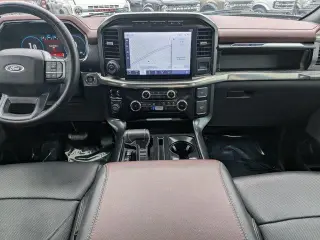 Ford F-150 2023 4x4 Lariat 4dr SuperCrew 5.5 ft. SB