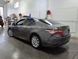 Toyota Camry 2020 LE 4dr Sedán