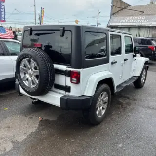 2016 Jeep Wrangler Unlimited Sahara 4WD