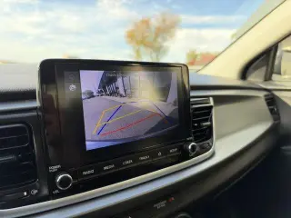 Sedán Kia Rio 2022 S 4 puertas