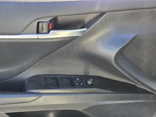 Toyota Camry 2022 SE 4dr Sedán