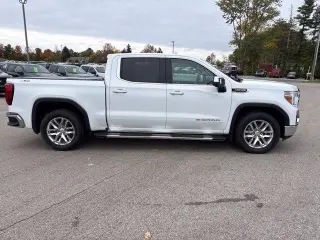 GMC Sierra 1500 Limited 2022 4x4 SLT 4dr Crew Cab 5.8 ft. SB
