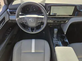 Toyota Camry 2025 SE 4dr Sedan