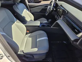 Toyota Camry 2025 SE 4dr Sedan