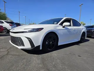 Toyota Camry 2025 SE 4dr Sedan
