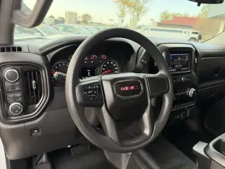 GMC Sierra 1500 2026 4x4 Pro 2dr Cabina Regular 8 ft. LB