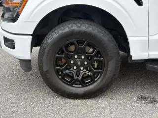 Ford F-150 2024 4x4 XLT 4dr SuperCrew 5.5 ft. SB