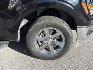 Ford F-150 2025 4x2 XLT 4d SuperCrew 5.5 ft. SB