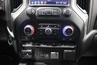 Chevrolet Silverado 1500 2021 4x4 RST 4dr Crew Cab 5.8 ft. SB