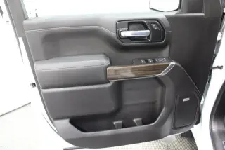 Chevrolet Silverado 1500 2021 4x4 RST 4dr Crew Cab 5.8 ft. SB