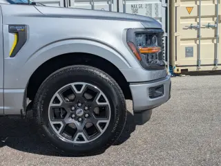 Ford F-150 2024 4x2 STX 4dr SuperCrew 5.5 ft. SB