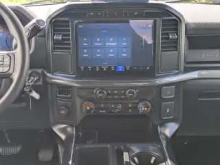 Ford F-150 2024 4x2 STX 4dr SuperCrew 5.5 ft. SB