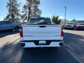 Chevrolet Silverado 1500 2021 4x4 Custom 4dr Crew Cab 5.8 ft. SB