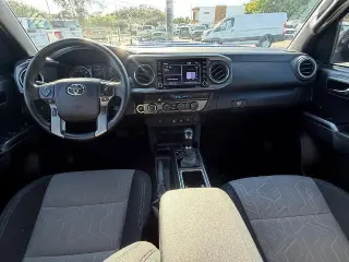 Toyota Tacoma 2022 4x4 TRD Sport 4dr Double Cab 5.0 ft SB 6A