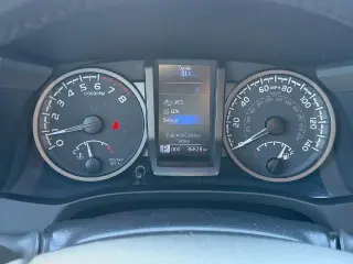 Toyota Tacoma 2022 4x4 TRD Sport 4dr Double Cab 5.0 ft SB 6A