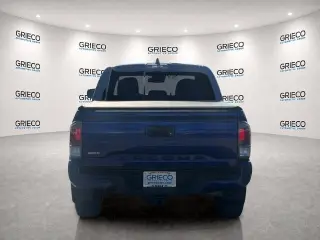 Toyota Tacoma 2022 4x4 TRD Sport 4dr Double Cab 5.0 ft SB 6A