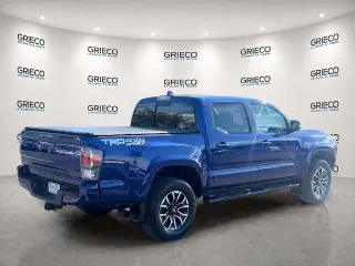 Toyota Tacoma 2022 4x4 TRD Sport 4dr Double Cab 5.0 ft SB 6A