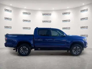 Toyota Tacoma 2022 4x4 TRD Sport 4dr Double Cab 5.0 ft SB 6A