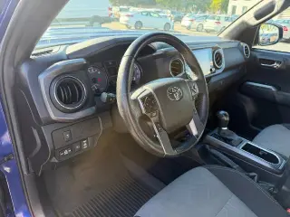 Toyota Tacoma 2022 4x4 TRD Sport 4dr Double Cab 5.0 ft SB 6A