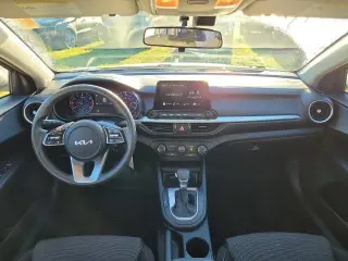 Kia Forte 2023 LXS Sedán 4 puertas
