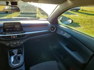 Kia Forte 2023 LXS Sedán 4 puertas