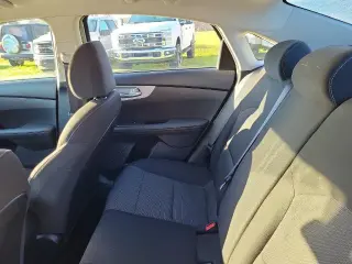 Kia Forte 2023 LXS Sedán 4 puertas