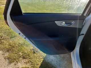 Kia Forte 2023 LXS Sedán 4 puertas