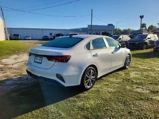 Kia Forte 2023 LXS Sedán 4 puertas