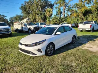 Kia Forte 2023 LXS Sedán 4 puertas