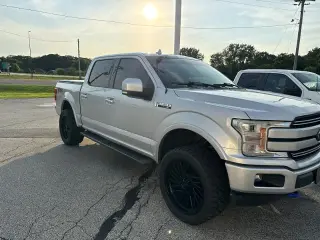 Ford F-150 2018 4x4 Lariat 4dr SuperCrew 5.5 ft. SB