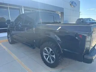 Ford F-150 2016 4x4 XLT 4dr SuperCrew 5.5 ft. SB