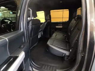 Ford F-150 2020 4x4 Lariat 4dr SuperCrew 5.5 ft. SB