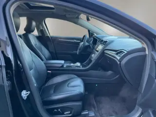 Fusión de Ford Hybrid 2018 Titanium 4dr Sedán