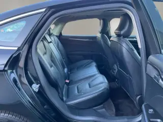 Fusión de Ford Hybrid 2018 Titanium 4dr Sedán