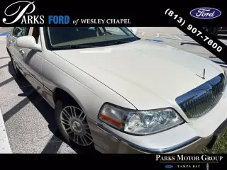 Lincoln Town Car 2006 Serie Designer Sedán de 4 puertas