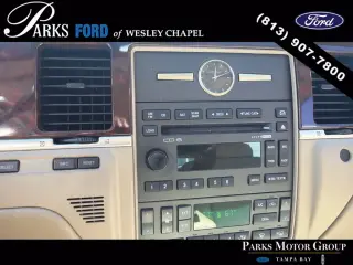 Lincoln Town Car 2006 Serie Designer Sedán de 4 puertas