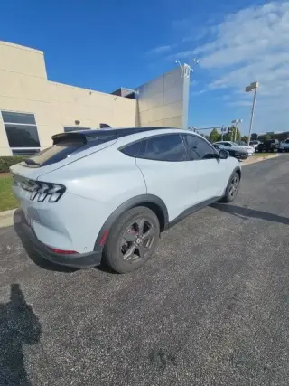 Ford Mustang Mach-E 2023 AWD Select 4p SUV