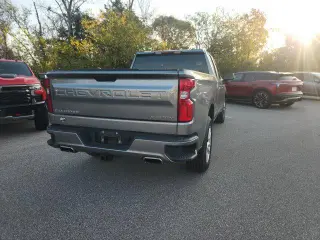 Chevrolet Silverado 1500 2020 4x4 Custom 4puertas Doble Cab 6.6 ft. SB