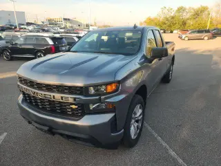 Chevrolet Silverado 1500 2020 4x4 Custom 4puertas Doble Cab 6.6 ft. SB