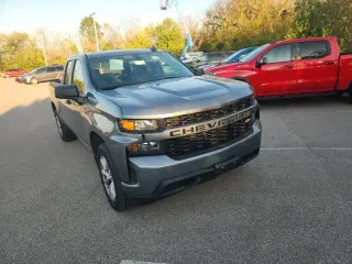 Chevrolet Silverado 1500 2020 4x4 Custom 4puertas Doble Cab 6.6 ft. SB