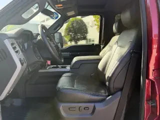 Ford F-250 Super Duty 2014 4x4 King Ranch 4dr Crew Cab 6.8 ft. SB Pickup