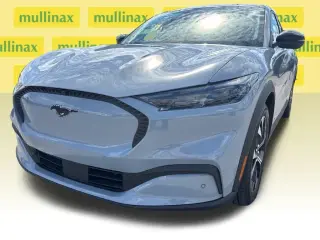 Ford Mustang Mach-E 2025 Select 4dr SUV