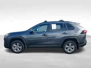 Toyota RAV4 2024 AWD XLE 4dr SUV